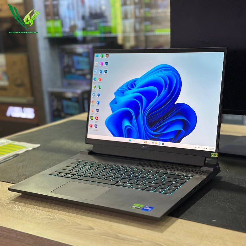 01 Gaming Laptop Dell G16 (RTX 4060 8GB)