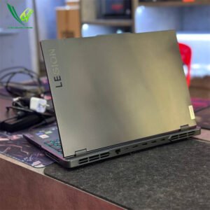 01 Gaming Laptop Lenovo Legion 5 Pro (RTX4070 8GB)