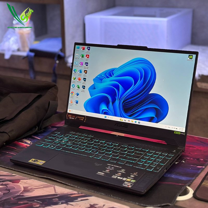 01 Gaming Laptop Asus TUF FA507NU (RTX 4050 6GB)