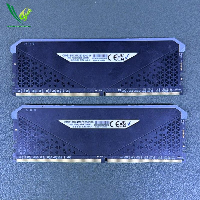 03 DDR4 8G X2 (16G) 3200mhz Corsair RGB
