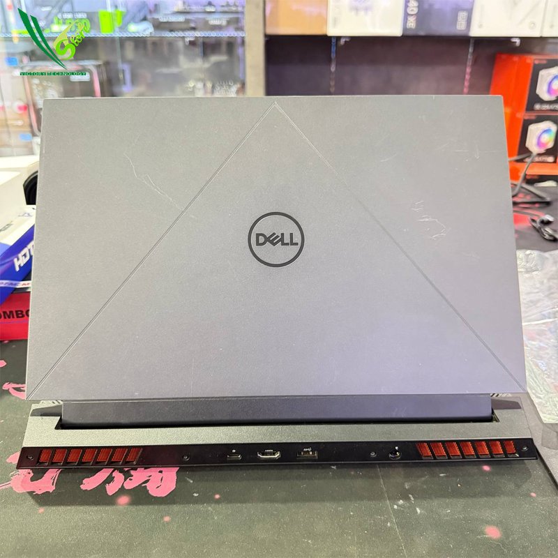 01 780$ Gaming Laptop Dell G15 5530 (RTX4060 8GB)